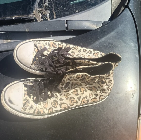 Leopard converse shoes sz 2 - Picture 5 of 11